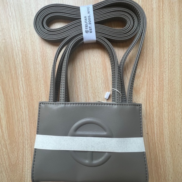 Telfar Small Shopping Bag Double Strap Crossbody Vegan Leather Gray NWT - Picture 7 of 10